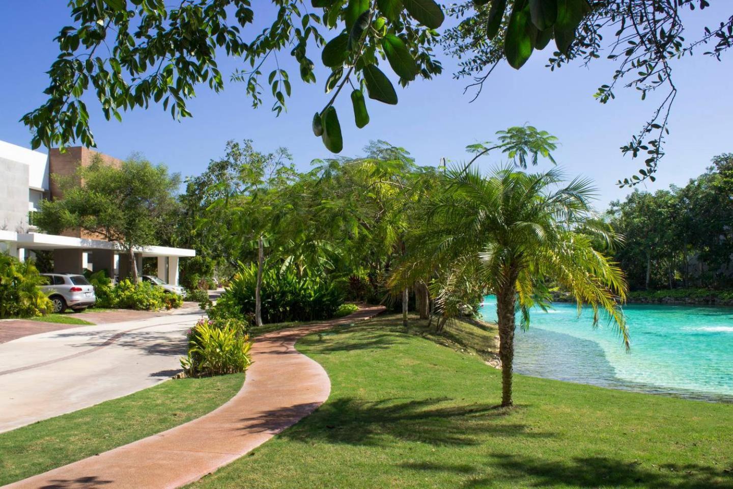 Modern House Surrounded By Nature Mérida Exteriér fotografie
